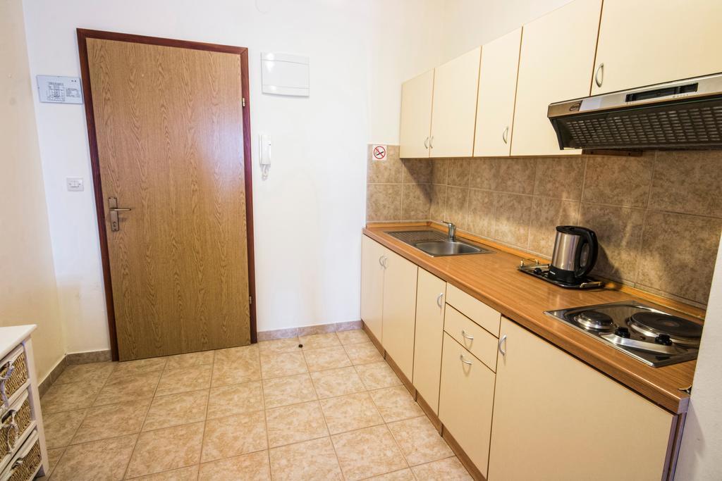 Aparthotel Castrum Novum Novigrad Istria 客房 照片