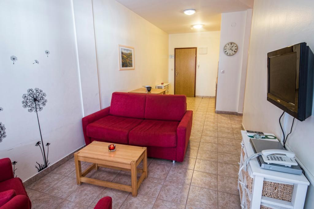 Aparthotel Castrum Novum Novigrad Istria 客房 照片