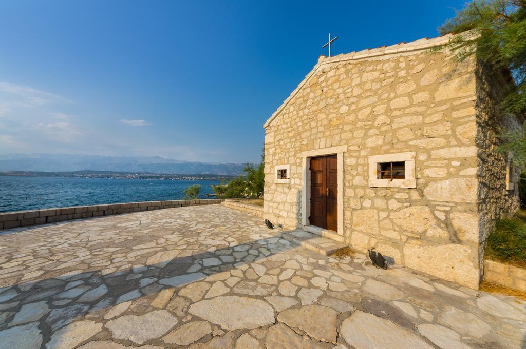 Aparthotel Castrum Novum Novigrad Istria 外观 照片